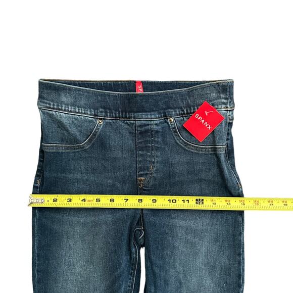 NEW Spanx Distressed Pull On Skinny Jeans Medium Wash Raw Hem Size Small  $128 - Picture 4 of 10